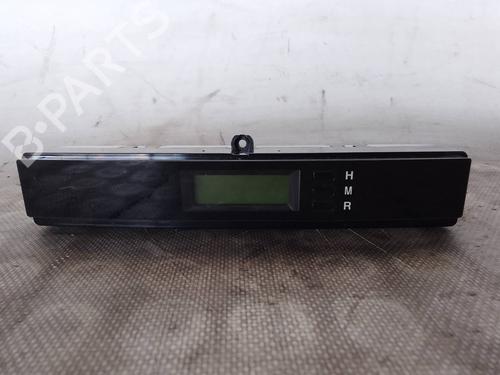 Used Display monitor KIA SORENTO I (JC) 2.5 CRDi 4WD (140 hp) 26471310