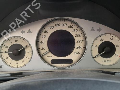 Used Instrument cluster Instrument cluster MERCEDES-BENZ E-CLASS (W211) E 270 CDI (211.016) (177 hp) 32707747 32707747