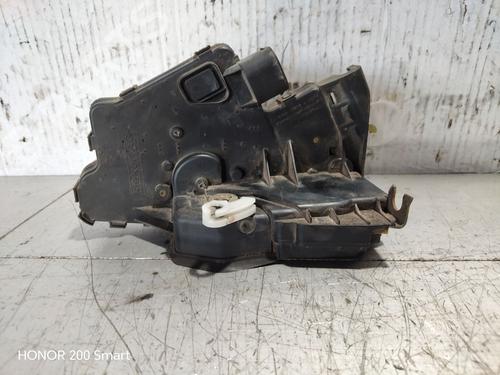 front-right-lock-bmw-3-touring-e46-1999-2000-2001-2002-2003-2004-2005-36325112 main image