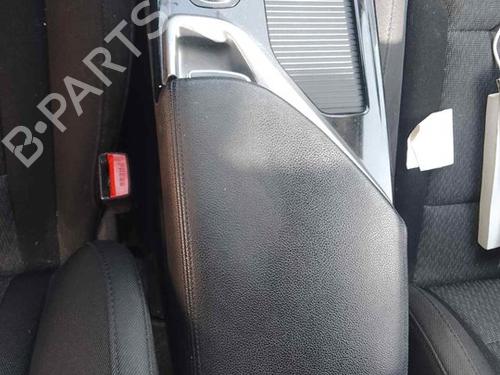 Used Armrest / Center console HYUNDAI i40 I (VF) 1.7 CRDi (116 hp) 28460892