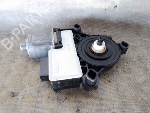 Right rear window motor SEAT IBIZA V (KJ1, KJG)  | BP26478005E22 
