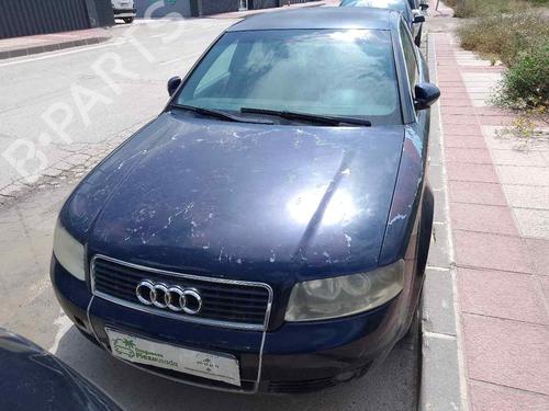 Sikringsdåse AUDI A4 B6 (8E2) 1.9 TDI (130 hp) 28467848
