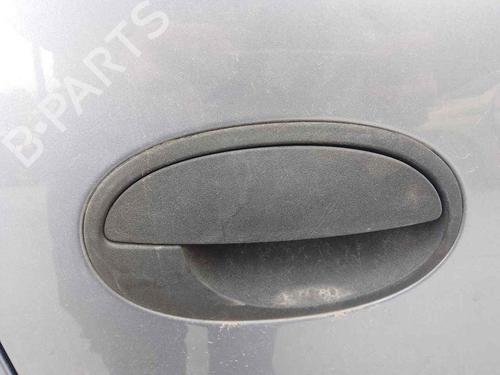Used Front right exterior door handle OPEL MERIVA A MPV (X03) 1.7 DTI (E75) (75 hp) 28457563