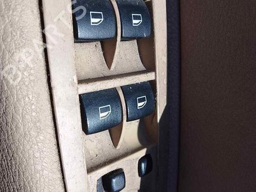 Venstre fortil elrude kontakt BMW X3 (E83) xDrive 20 d (177 hp) 28465077