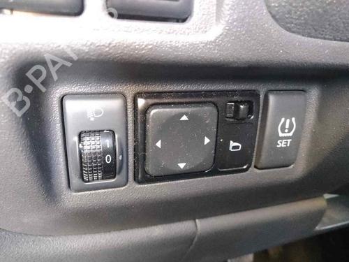Used Mirror switch NISSAN MICRA IV (K13K, K13KK) 1.2 (80 hp) 28461421