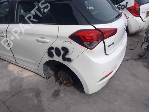 Used Rear axle HYUNDAI i20 II (GB, IB) 1.2 (84 hp) 28459442
