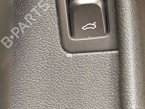 switch-audi-a5-8t3-2007-2008-2009-2010-2011-2012-2013-2014-2015-2016-2017-32699914 main image