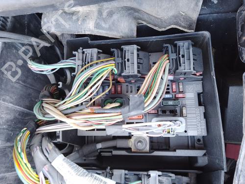 Caixa de fusíveis Caixa de fusíveis CITROËN C4 I (LC_) [2004-2014] 36078564 36078564