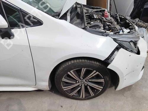 Used Right front fenders TOYOTA AURIS Estate (_E18_) 1.8 Hybrid (ZWE186_, ZWE186R, ZWE186H) (136 hp) 29713463