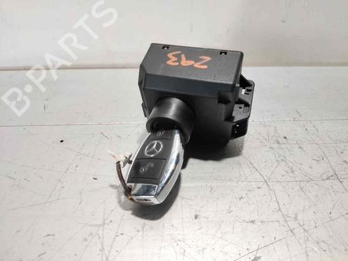 Used Ignition barrel MERCEDES-BENZ A-CLASS (W176) A 200 CDI / d (176.008) (136 hp) 31978876