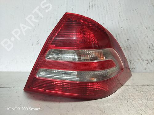 Used Right taillight Right taillight MERCEDES-BENZ C-CLASS (W203) [2000-2007] 36077203 36077203