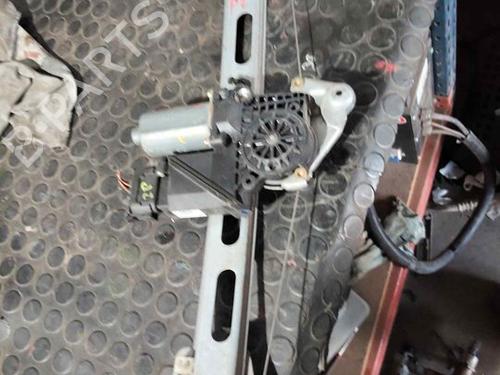 Used Front left window mechanism Front left window mechanism MERCEDES-BENZ A-CLASS (W168) A 190 (168.032, 168.132) (125 hp) 33709782 33709782