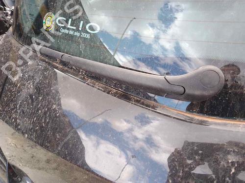 Used Rear windshield wiper arm RENAULT CLIO III (BR0/1, CR0/1) 1.5 dCi (BR17, CR17) (86 hp) 28464036