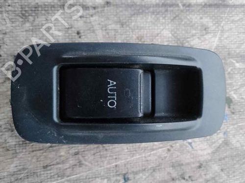 Used Right rear window switch TOYOTA COROLLA (_E12_) 1.6 VVT-i (ZZE121_, ZZE121R) (110 hp) 26467717
