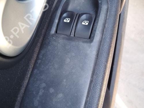 left-front-window-switch-renault-clio-iii-br01-cr01-2005-2006-2007-2008-2009-2010-2011-2012-2013-2014-36869030 main image