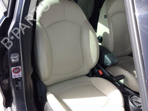 Sæde højre fortil Sæde højre fortil MINI MINI COUNTRYMAN (R60) Cooper S (190 hp) 36806639 36806639