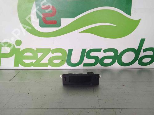 Used Display monitor PEUGEOT 206+ (2L_, 2M_) 1.1 (60 hp) 31066390