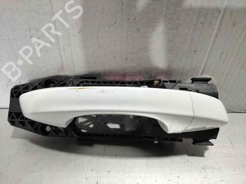 front-right-exterior-door-handle-vw-golf-vii-5g1-bq1-be1-be2-2012-2013-2014-2015-2016-2017-2018-2019-2020-2021-33289778 main image