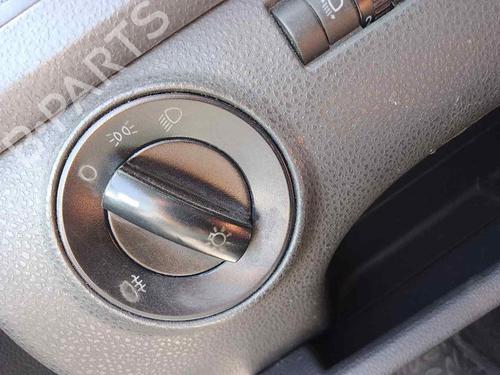 Used Headlight switch VW POLO IV (9N_, 9A_) [2001-2014]  28462295