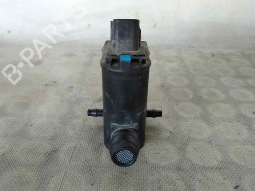 Used Washer pump KIA SORENTO I (JC) 2.5 CRDi 4WD (140 hp) 28123235