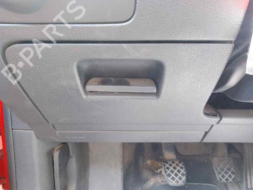 Used Glove box VW GOLF VI (5K1) 1.6 TDI (90 hp) 28462971