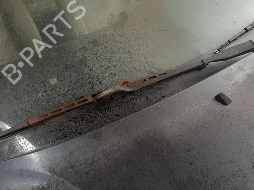 Used Front windshield wiper arm Front windshield wiper arm 32736243 32736243