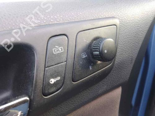 Used Mirror switch VW POLO IV (9N_, 9A_) 1.4 16V (80 hp) 28470014