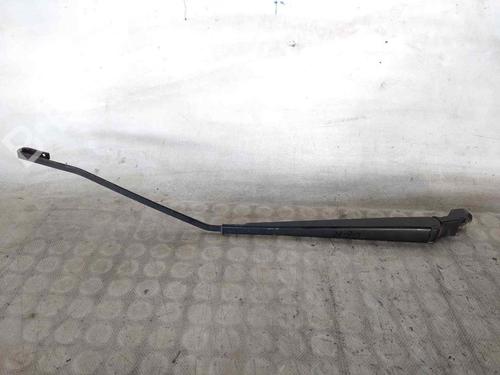 Used Front windshield wiper arm PEUGEOT 306 Hatchback (7A, 7C, N3, N5) [1993-2003]  26467311