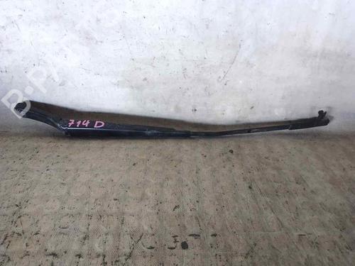Used Front windshield wiper arm VW TOURAN (1T1, 1T2) 2.0 TDI (136 hp) 26468269