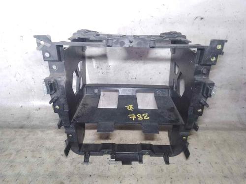 Used Middle console VW GOLF V (1K1) [2003-2010]  26472450