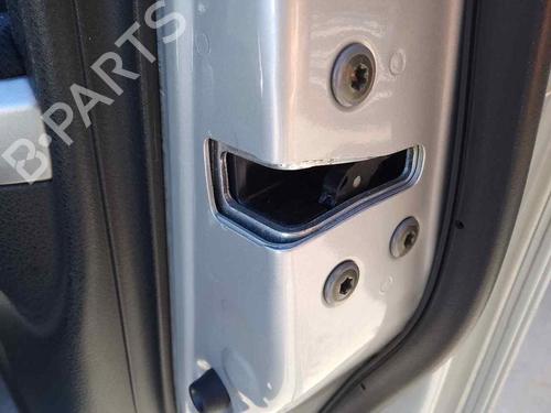 Used Front right lock SUZUKI GRAND VITARA II (JT, TE, TD) 1.9 DDiS All-wheel Drive (JT419, TD44, JB419WD, JB419XD,... (129 hp) 28464374
