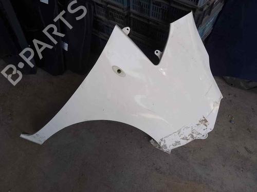 Used Right front fenders NISSAN NV200 / EVALIA Bus [2010-2025]  26484613
