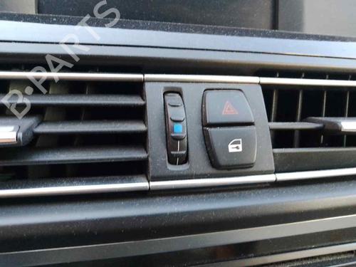 Used Warning switch BMW 5 (F10) 520 d (184 hp) 28459031