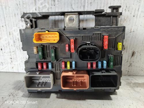 Used Fuse box Fuse box PEUGEOT 207 (WA_, WC_) [2006-2015] 36319497 36319497