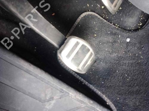 Used Clutch pedal PEUGEOT 3008 II SUV (MC_, MR_, MJ_, M4_) 2.0 BlueHDi 150 (MJAHXH, MJAHXV, MJAHXG, MJAHSH, MJAHRH,... (150 hp) 28463115