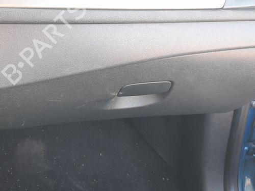Used Glove box Glove box RENAULT MEGANE III Hatchback (BZ0/1_, B3_) [2008-2026] 33042463 33042463