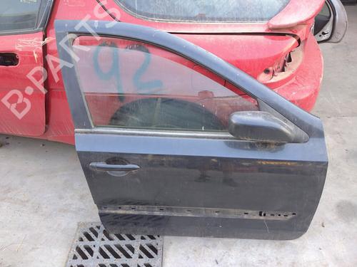 Used Right front door RENAULT LAGUNA II (BG0/1_) [2001-2007]  26480577
