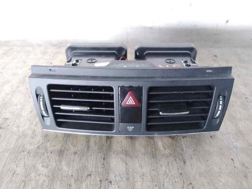 Used Air vent MERCEDES-BENZ C-CLASS (W204) [2007-2015]  26481796