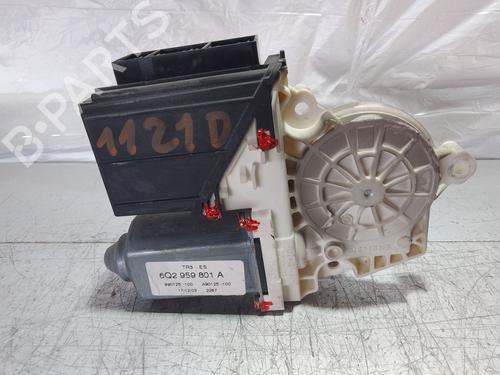 Used Right front window motor Right front window motor 37030172 37030172