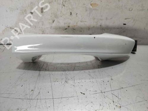 front-left-exterior-door-handle-vw-golf-vii-5g1-bq1-be1-be2-2012-2013-2014-2015-2016-2017-2018-2019-2020-2021-33289798 main image