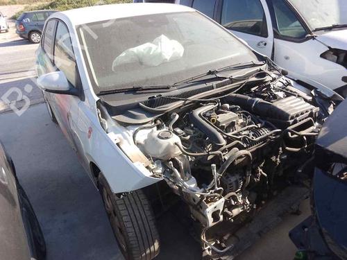 Used Left front driveshaft VW POLO VI (AW1, BZ1, AE1) 1.0 TSI (95 hp) 28469101