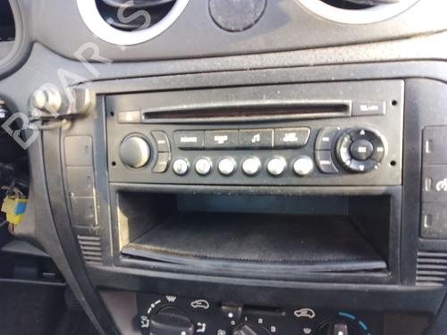 Used Radio Radio 37010468 37010468