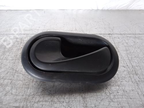 Used Front left interior door handle Front left interior door handle 33552741 33552741