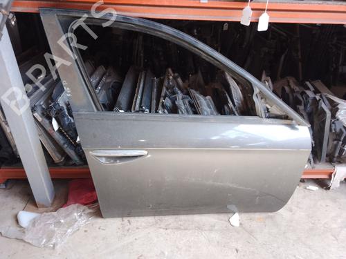 Porta frente direita Porta frente direita ALFA ROMEO 159 (939_) 1.9 JTDM 16V (939AXC1B, 939AXC12) (150 hp) 36752994 36752994