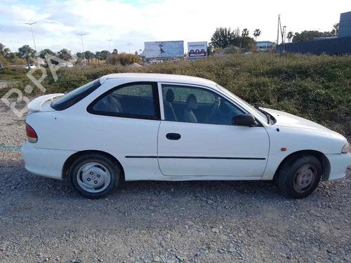 Left headlight HYUNDAI ACCENT I (X-3) 1.3 i 12V | BP26472633C28 