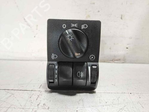 Used Headlight switch Headlight switch OPEL ASTRA G Hatchback (T98) [1998-2009] 32985912 32985912