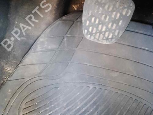 Used Clutch pedal MERCEDES-BENZ C-CLASS Coupe (CL203) [2001-2011]  28454442