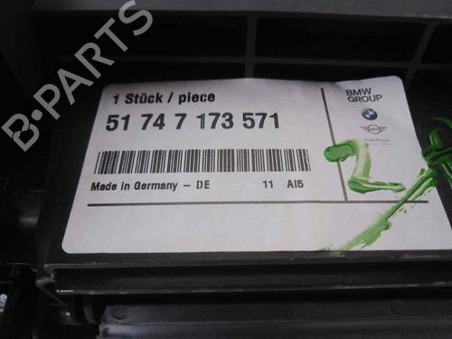 Grille BMW 3 (E90) 318 i | BP28169371C40 