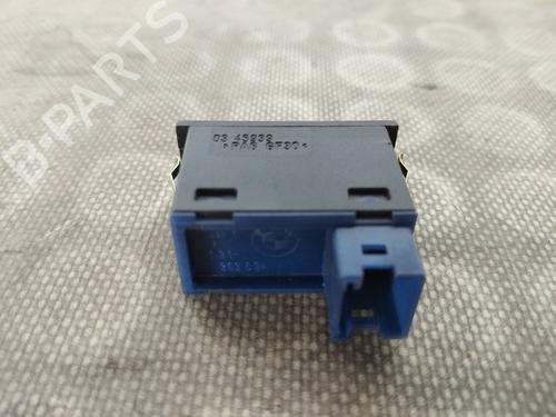 Schalter für BMW 5 (E39) 525 td (116 hp) 26470241