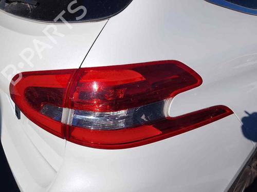 Used Right taillight PEUGEOT 308 SW II (LC_, LJ_, LR_, LX_, L4_) 1.2 THP 130 (131 hp) 28457346